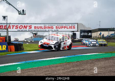 Dunfermline, Royaume-Uni. 13 août 2023. BTCC Knockhill Race 1 lors du British Touring car Championship au circuit de course de Knockhill, Dunfermline, Écosse, le 13 août 2023. Photo de Chris Williams. Usage éditorial uniquement, licence requise pour un usage commercial. Aucune utilisation dans les Paris, les jeux ou les publications d'un seul club/ligue/joueur. Crédit : UK Sports pics Ltd/Alamy Live News Banque D'Images