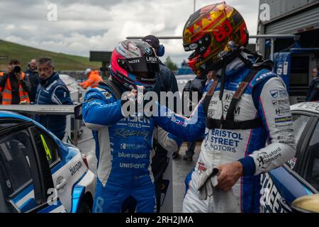 Dunfermline, Royaume-Uni. 13 août 2023. BTCC Knockhill Race 1 lors du British Touring car Championship au circuit de course de Knockhill, Dunfermline, Écosse, le 13 août 2023. Photo de Chris Williams. Usage éditorial uniquement, licence requise pour un usage commercial. Aucune utilisation dans les Paris, les jeux ou les publications d'un seul club/ligue/joueur. Crédit : UK Sports pics Ltd/Alamy Live News Banque D'Images