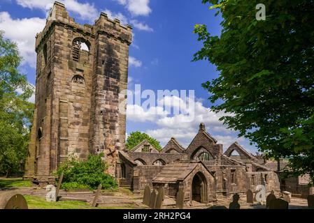 Ruines du churdh de l'église St Thomas à Becket à Heptonstall. Banque D'Images