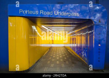 Passage souterrain de Porteus Road et Flyover de Paddington Basin, West London Banque D'Images