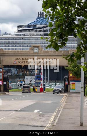 Southampton, Royaume-Uni - 6 août 2023:- une entrée au port de Southampton Banque D'Images