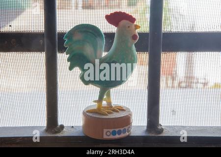 Vieux coq météorologique portugais traditionnel ou Galo do Tempo. Il a la qualité de prédire le temps Banque D'Images