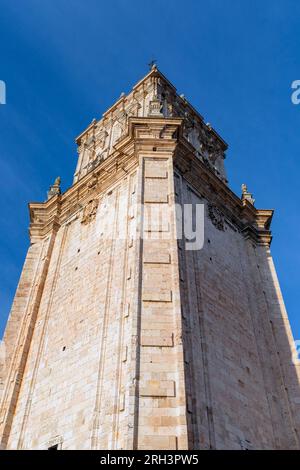 Europe, Espagne, Castille-et-Léon, Burgo de Osma, la cathédrale de Burgo de Osma (détail du clocher) Banque D'Images