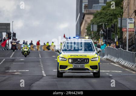 Glasgow, Écosse, Royaume-Uni. 13 août 2023. Championnats du monde UCI - la Belge Lotte Kopecky remporte la Women's Elite Road Race Road Race du Loch Lomond à Glasgow, se terminant par 6 tours du circuit du centre-ville. Crédit R.Gass/Alamy Live News Banque D'Images