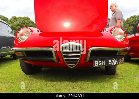 1970 Alfa Romeo Duetto Spider, perçue par beaucoup comme « la » voiture de sport italienne par excellence à voir et à conduire. Banque D'Images