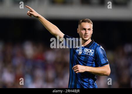 Teun Koopmeiners d'Atalanta BC fait des gestes lors du match amical de football entre la Juventus FC et Atalanta BC. Banque D'Images