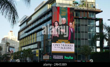 Los Angeles, Californie, USA 12 août 2023 Selena Gomez, Steve Martin et Martin Short Only Murders in the Building Billboard at Pendry on Sunset Blvd le 12 août 2023 à Los Angeles, Californie, USA. Photo de Barry King/Alamy stock photo Banque D'Images