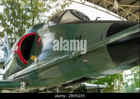 Douglas Skyhawk de la Royal Malaysian Air Force au Malacca Submarine Museum Banque D'Images