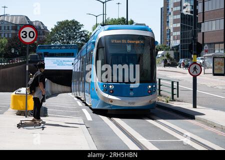 Tramway West Midlands Metro à Five Ways, Birmingham, Royaume-Uni Banque D'Images