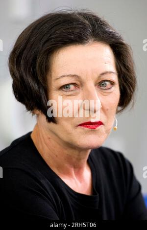 Francfort, Deutschland. 11 octobre 2012. Écrivain Herta MUELLER aura 65 ans le 17 août 2018, Herta MUELLER (MULLER), écrivain, Allemagne, le 11 octobre 2012, salon du livre de Francfort 2012 du 10 au 14 octobre 2012 à Francfort-sur-le-main/Allemagne crédit : dpa/Alamy Live News Banque D'Images