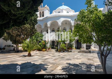 Dans le domaine de l'église Panagia Evangelistria, Tinos. Banque D'Images