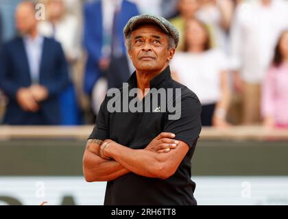 Légende du tennis français Yannick Noah à la présentation du trophée de l'Open de France 2023 menÕs Singles, Roland Garros, Paris, France, Europe. Banque D'Images