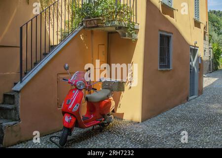 Photo que j'ai faite lors de mon voyage au lago di como. Cette photo a été prise à Bellagio, une jolie petite vieille ville Banque D'Images