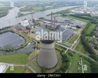 Geertruidenberg, 12 août 2023, pays-Bas. Vue aérienne Drone d'Amercentrale : innovation énergétique et durabilité Banque D'Images