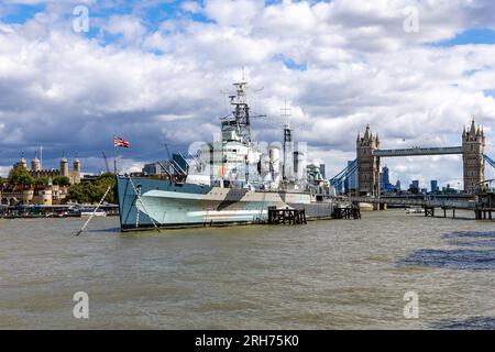 HMS Belfast, River Thames London, construit pour la Royal Navy, lancé le 17 mars 1938 désarmé le 24 août 1963, Museum Ship depuis le 21 octobre 1971 Banque D'Images