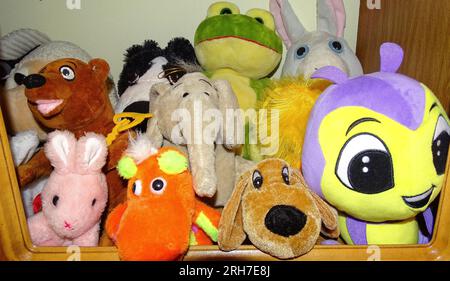 Groupe de jouets en peluche. Différents modèles Banque D'Images