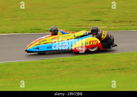 CADWELL PARK DE REPRISE DE VOITURE LATÉRALE 2023 Banque D'Images