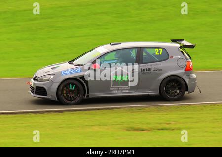 BRSCC WEEK-END DE COURSE ESTIVALE CADWELL PARK 2023 Banque D'Images