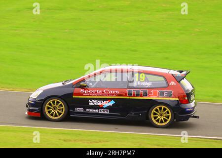 BRSCC WEEK-END DE COURSE ESTIVALE CADWELL PARK 2023 Banque D'Images