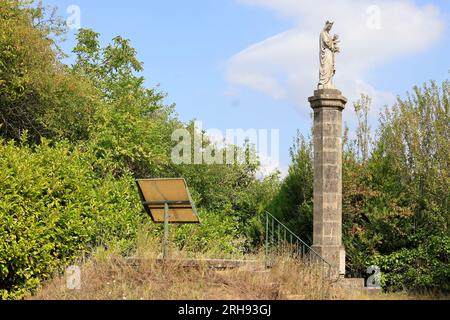 Fin de la Guerre de cent ans et monument Talbot à Castillon-la-bataille. Ce monument commemore la célébrité bataille de Castillon et marque le lieu où A. Banque D'Images