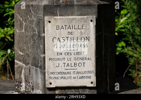 Fin de la Guerre de cent ans et monument Talbot à Castillon-la-bataille. Ce monument commemore la célébrité bataille de Castillon et marque le lieu où A. Banque D'Images