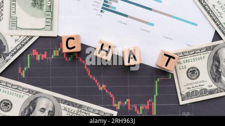 Chat écrit en cubes en bois sur un bureau Banque D'Images