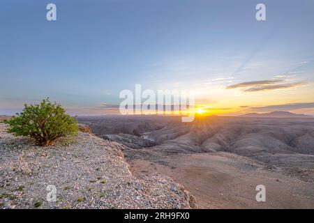 Lever de soleil sur le canyon Kuiseb dans le désert du Namib Namibie Banque D'Images