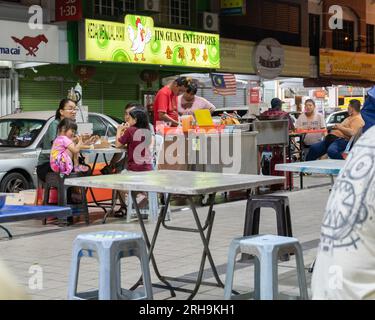 Nourriture de rue tard dans la nuit, Kuala Lumpur , Malaisie Banque D'Images