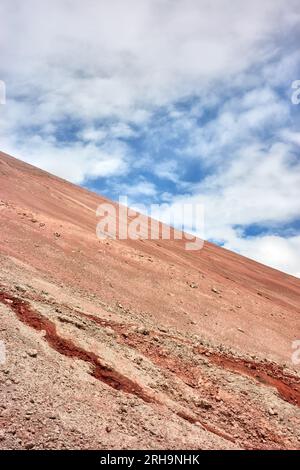 La pente du volcan Cotopaxi, fond de nature, Parc National Cotopaxi, Équateur. Banque D'Images