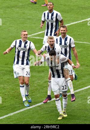 Nacer Chadli de West Bromwich célèbre après avoir marqué un but pour faire 1-0 Premier League - West Bromwich Albion v Tottenham Hotspur 15/10/2016 Banque D'Images