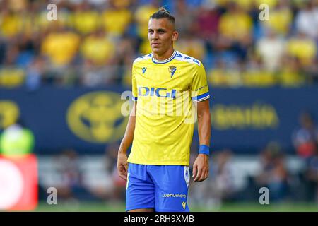 Cadix, Espagne. 14 août 2023. Ivan Alejo de Cadix lors du match de Liga entre Cadiz CF et Deportivo Alaves a joué au Nuevo Mirandilla Stadium le 14 août à Cadix, Espagne. (Photo Antonio Pozo/PRESSINPHOTO) crédit : PRESSINPHOTO SPORTS AGENCY/Alamy Live News Banque D'Images