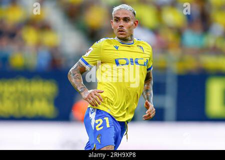 Cadix, Espagne. 14 août 2023. Roger Marti de Cadix lors du match de Liga entre Cadiz CF et Deportivo Alaves a joué au Nuevo Mirandilla Stadium le 14 août à Cadix, Espagne. (Photo Antonio Pozo/PRESSINPHOTO) crédit : PRESSINPHOTO SPORTS AGENCY/Alamy Live News Banque D'Images