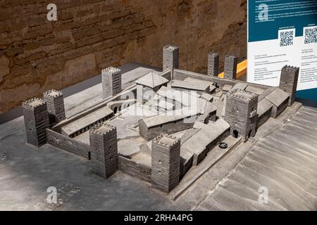 Séville, Espagne. Maquette miniature du Castillo de San Jorge (Château de Saint Georges), siège de l'Inquisition espagnole Banque D'Images