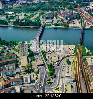 Kehl am Rhein Allemagne, Strasbourg France au loin, frontière allemande française, Rhin, ponts, villes vue aérienne, Europe, Banque D'Images