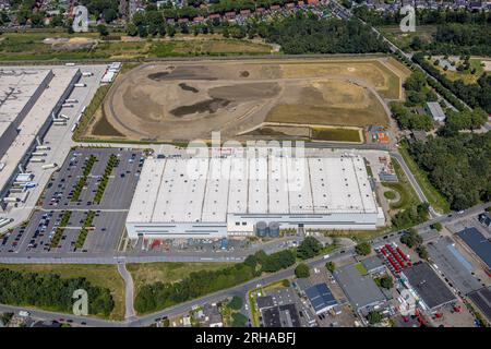 Vue aérienne, chantier de construction de l'entrepôt e-food Picnic à côté du centre logistique de l'entrepôt central d'Edeka sur l'autoroute A3, Waldteich, Schwarrze He Banque D'Images