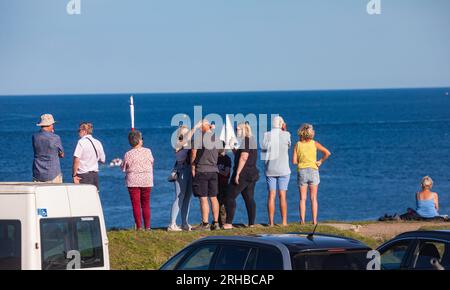 Falmouth, Cornwall, le 15 août 2023, les Tall Ships sont amarrés à Falmouth, Cornwall avant le départ de la course, Magellan Elcano le vendredi 18 août à 3H. Des milliers de visiteurs sont arrivés à bord des navires et ont une rencontre rapprochée avec ces navires historiques. Crédit : Keith Larby/Alamy Live News Banque D'Images