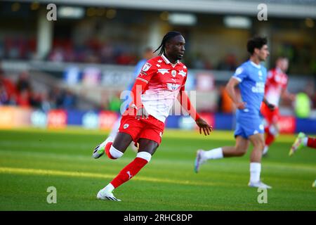 Oakwell Stadium, Barnsley, Angleterre - 15 août 2023 Devante Cole (44) de Barnsley - pendant le match Barnsley v Peterborough United, Sky Bet League One, 2023/24, Oakwell Stadium, Barnsley, Angleterre - 15 août 2023 crédit : Arthur Haigh/WhiteRosePhotos/Alamy Live News Banque D'Images