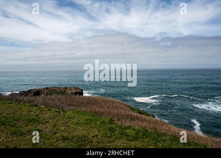 Phare de Yaquina Head Cobble Beach- Oregon 2022 Banque D'Images