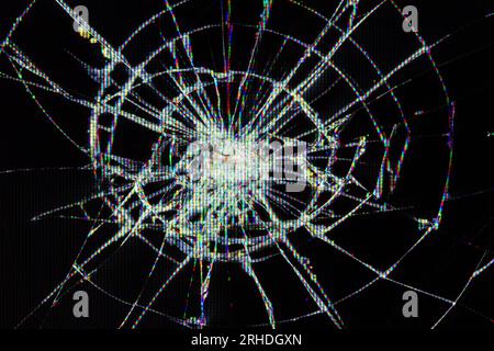 Traces de bosses et de fissures sur un écran LCD cassé, un moniteur d'ordinateur ou un écran de télévision Banque D'Images