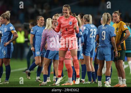 Mary Earps #1 d'Angleterre célèbre sa victoire 1-3 lors du match de demi-finale de la coupe du monde féminine de la FIFA 2023 Australie femmes vs Angleterre femmes au Stadium Australia, Sydney, Australie, le 16 août 2023 (photo de Patrick Hoelscher/News Images) à Sydney, Australie le 8/16/2023. (Photo de Patrick Hoelscher/News Images/Sipa USA) Banque D'Images