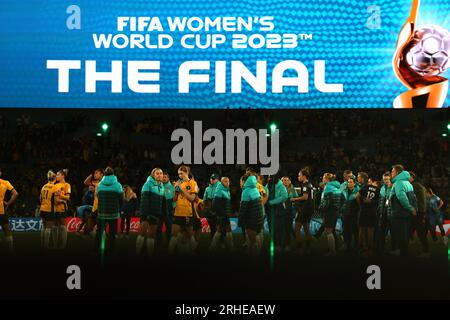 Sydney, Australie. 16 août 2023. Les membres de Team Australia sont vus après la demi-finale entre l'Australie et l'Angleterre à la coupe du monde féminine de la FIFA 2023 à Sydney, Australie, le 16 août 2023. Crédit : Ding Xu/Xinhua/Alamy Live News Banque D'Images