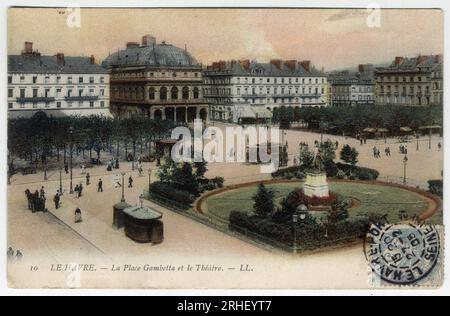 Normandie, Seine Maritime (76), le Havre : vue de la place Gambetta (aujourd'hui place Charles-de-Gaulle) et du Théâtre - carte postale date 1905 Banque D'Images