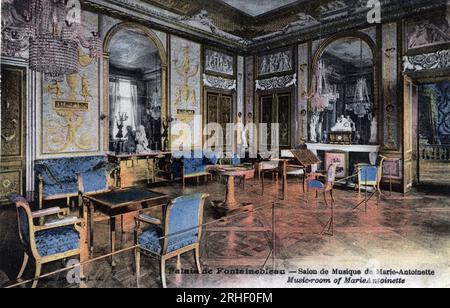 Chateau de Fontainebleau : salon de musique de la reine Marie Antoinette (1755-1793) - carte postale fin 19e-debut 20e siecle Banque D'Images
