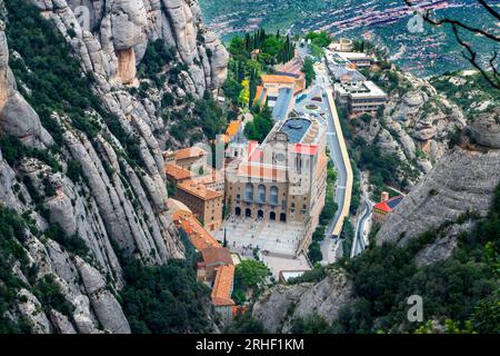 Abbaye Santa Maria de Montserrat du funiculaire de Sant Joan, Monistrol de Montserrat, Barcelone, Catalogne, Espagne Banque D'Images