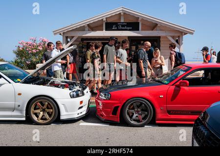 Nissan Skyline GTR voitures garées près de la place du Casino à Monte Carlo, Monaco Banque D'Images