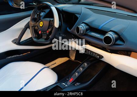 Intérieur Ferrari 812 Banque D'Images