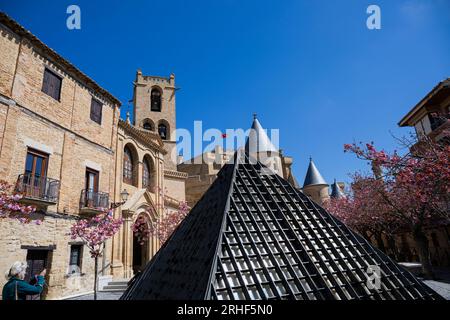 Europe, Espagne, Navarre, Olite, le Palais Royal d'Olite (Palacio Real de Olite) de la Plaza Carlos III El Noble Banque D'Images