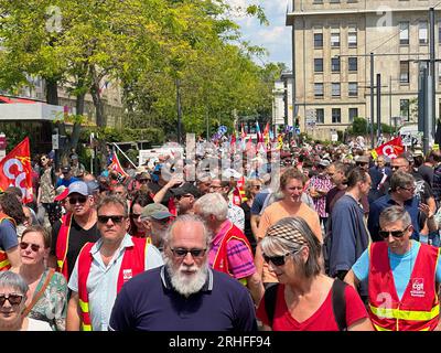 Mulhouse, France - juin 6 2023 : grève à Mulhouse, CGT proteste pour le droit à la retraite Banque D'Images