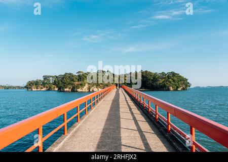 Île de Fukuura et pont Fukuurabashi à Matsushima, Miyagi, Japon Banque D'Images