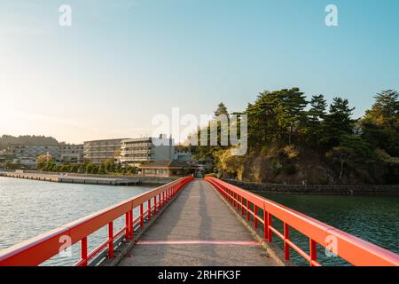 Baie de Matsushima et île de Fukuura Pont de Fukuurabashi à Miyagi, Japon Banque D'Images